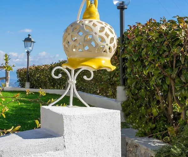 Holidays Perla D'amalfi - Live The Coast & Private Parking بيت للعطل