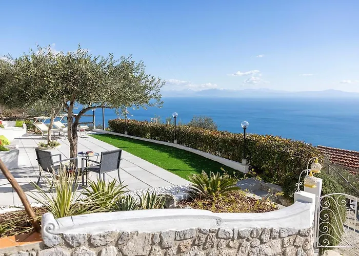 Holidays Perla D'amalfi - Live The Coast & Private Parking أمالفي