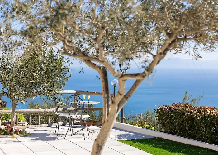 Holidays Perla D'amalfi - Live The Coast & Private Parking * أمالفي