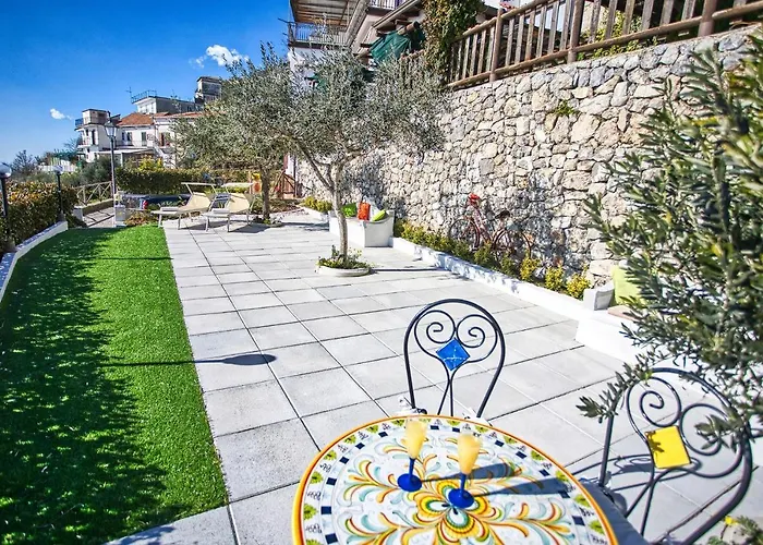 Holidays Perla D'amalfi - Live The Coast & Private Parking بيت للعطل