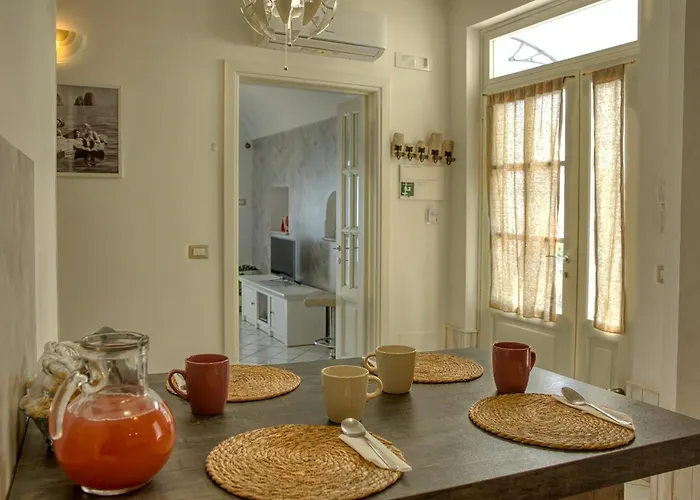 Holidays Perla D'amalfi - Live The Coast & Private Parking Hébergement de vacances Amalfi