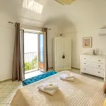 Holidays Perla D'amalfi - Live The Coast & Private Parking Casa de Férias Amalfi