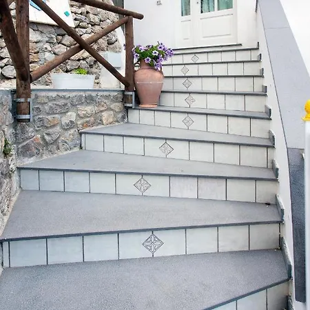 펜션 Holidays Perla D'amalfi 아말피
