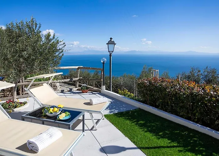 Semesterbostad Holidays Perla D'amalfi - Live The Coast & Private Parking *